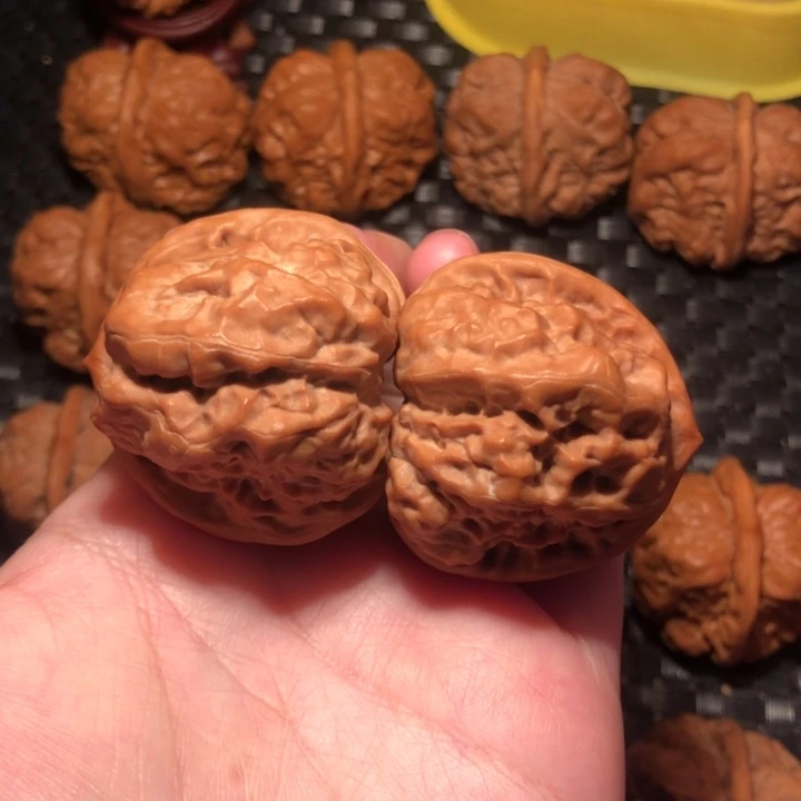 把件文玩核桃41三角蛙四开背