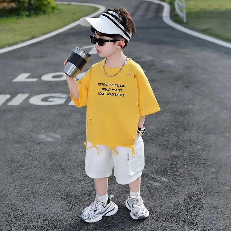 男童夏装套装2025新款儿童韩版T破洞短袖t恤男孩夏季痞帅气工装裤