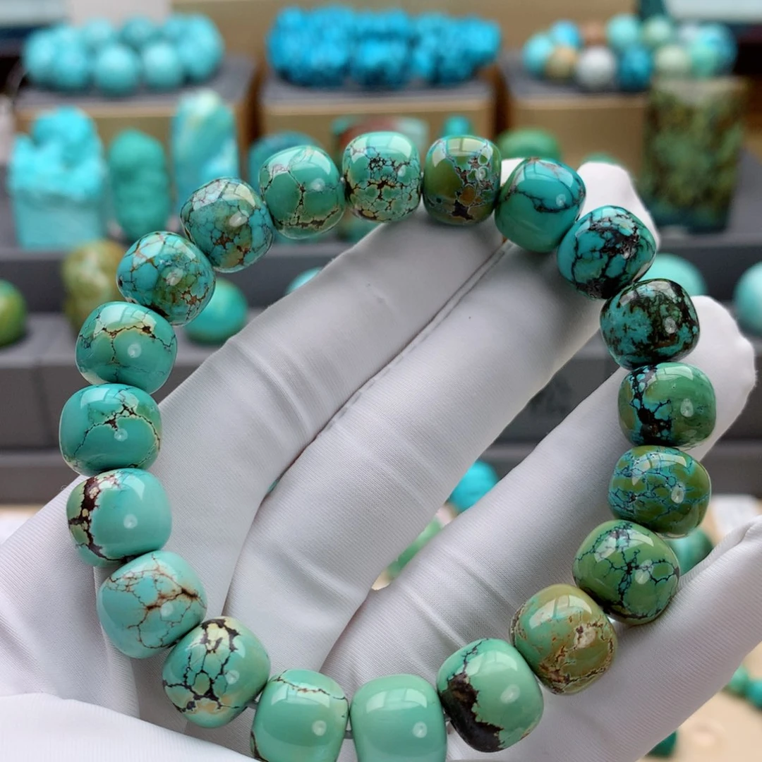 未镶嵌绿松石颈饰