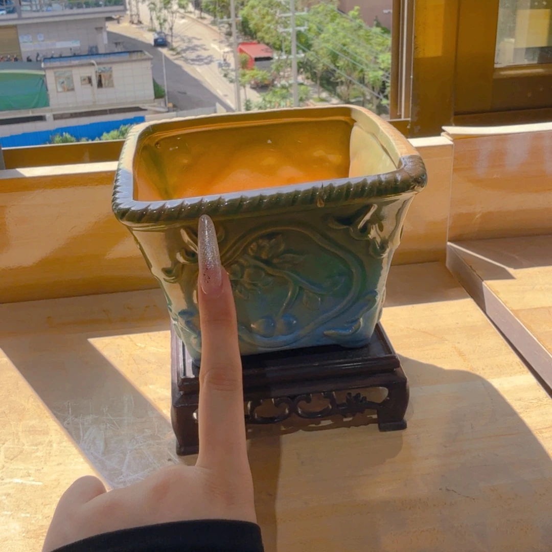 紫砂花盆粗陶精雕