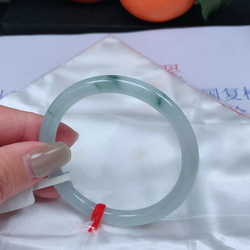 【闪购商品】翡翠手镯未镶嵌，