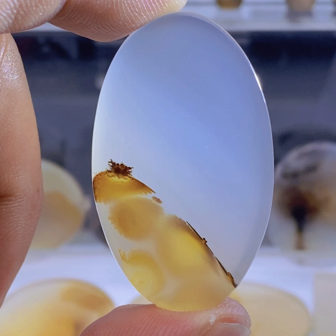 玛瑙/玉髓颈饰未镶嵌