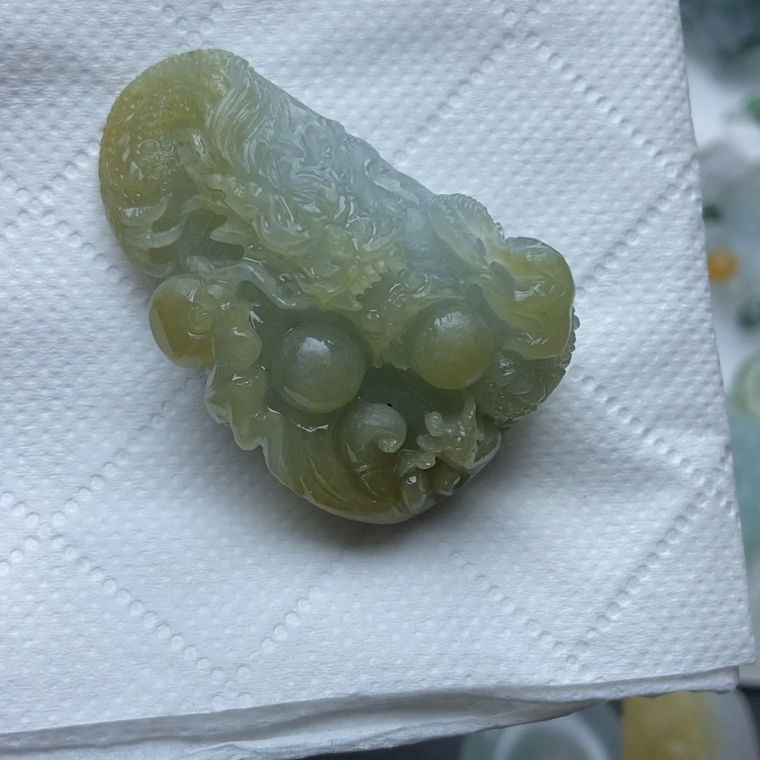 未镶嵌定制翡翠龙