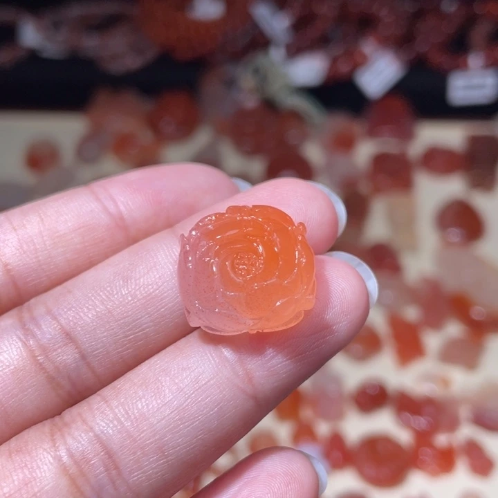 南红玛瑙牡丹花打孔备注未镶嵌1763