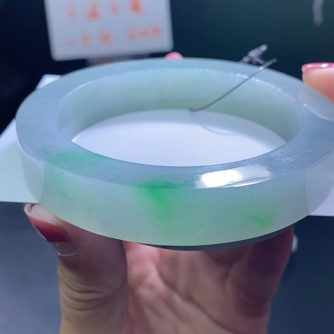 未镶嵌翡翠定制翡翠