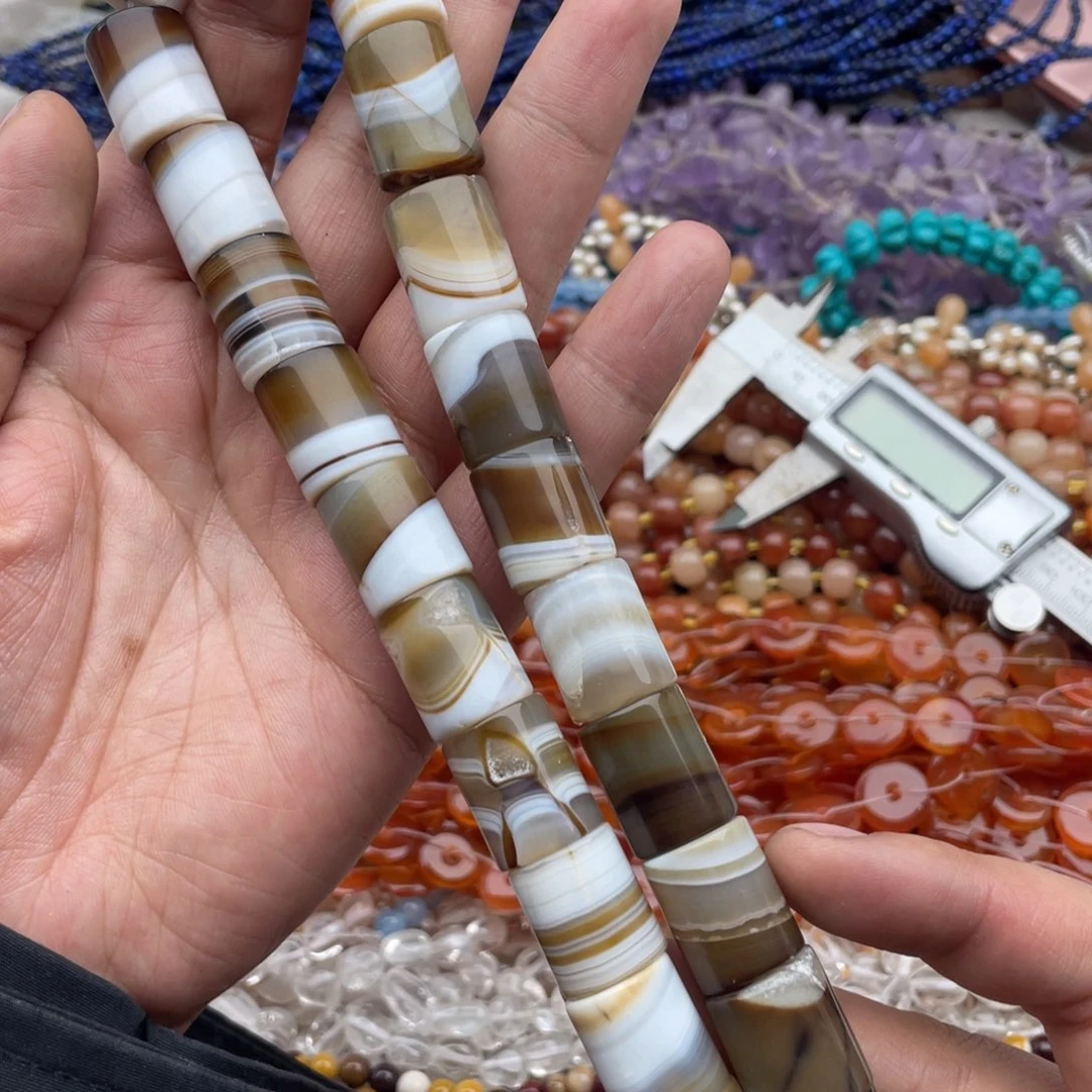 玛瑙/玉髓珠宝半成品未镶嵌一条装14*18左右玛瑙管珠有裂