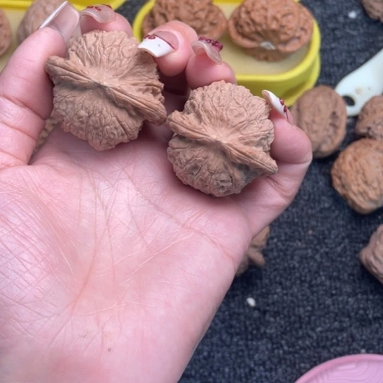 ****️吊坠文玩核桃血麒麟76