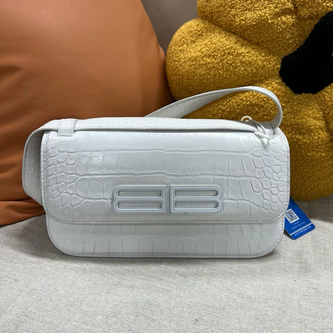 95新 Balenciaga/巴黎世家 白色 双B 鳄鱼压纹 边角护理