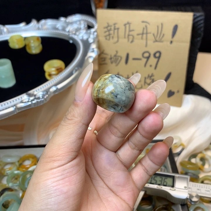高***儿合金蛇纹石玉戒指