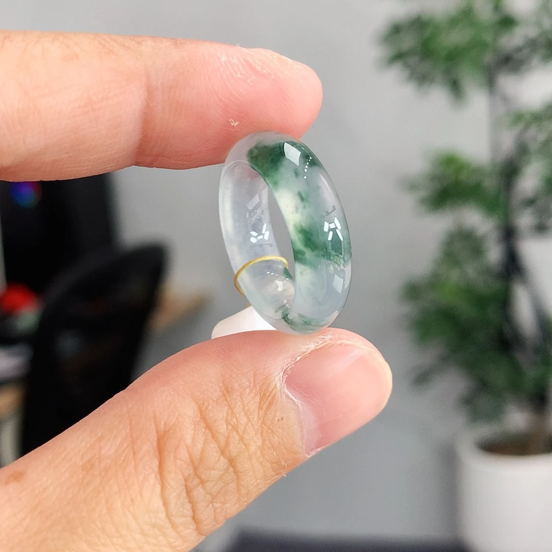 翡翠未镶嵌戒指8号
