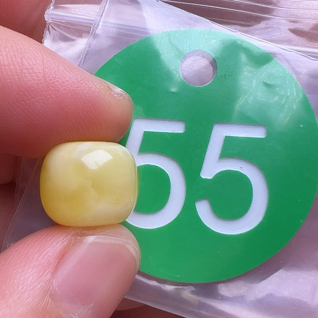 未镶嵌蜜蜡裸石K***1