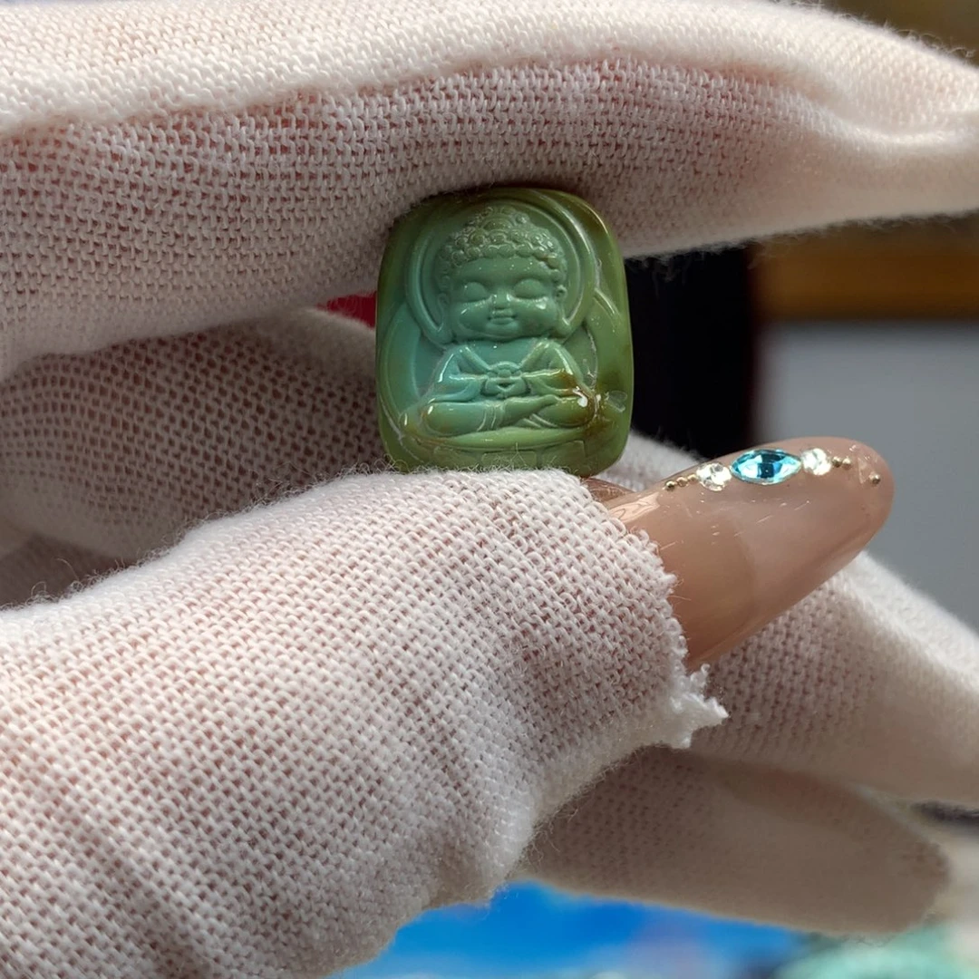 绿松石未镶嵌挂件