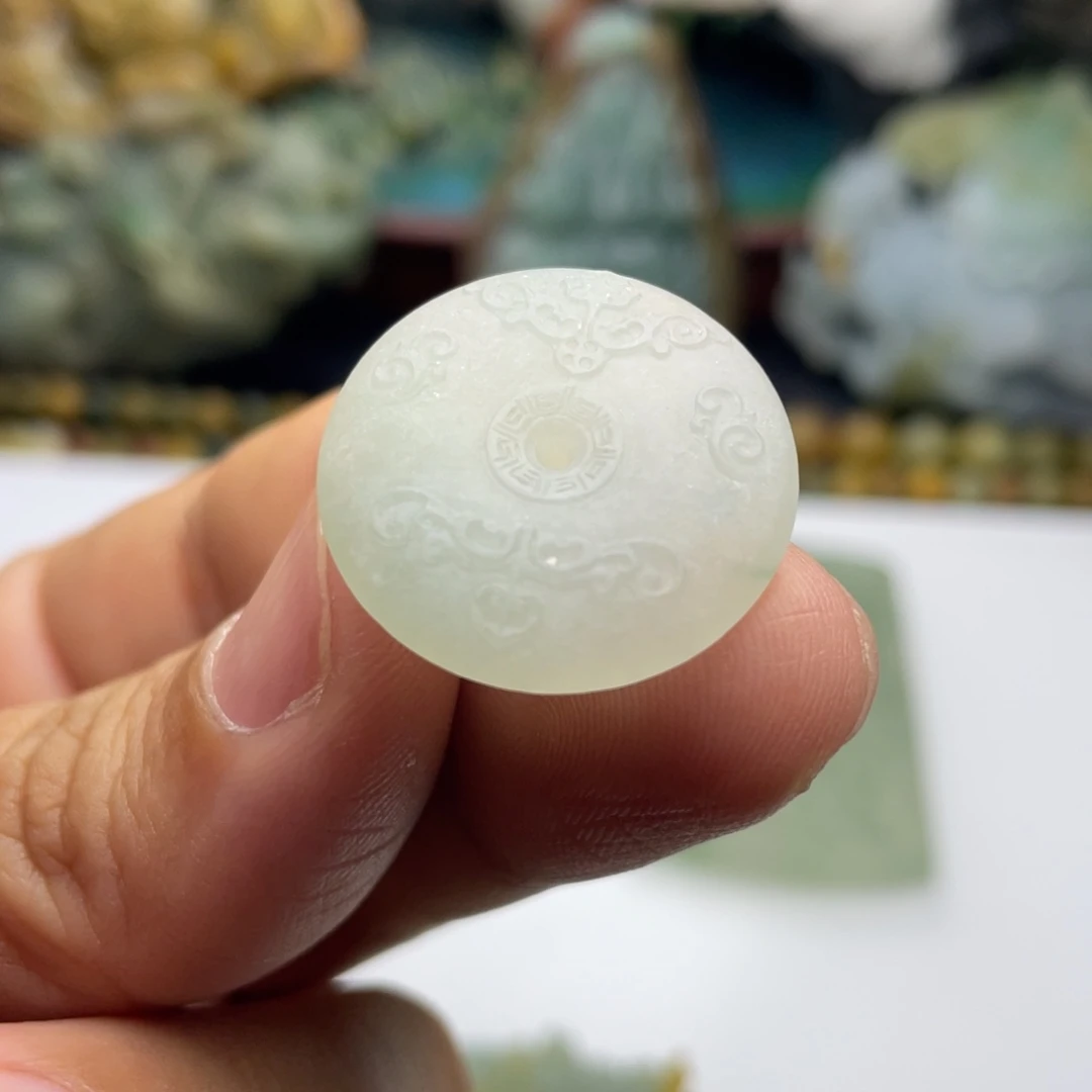定制翡翠未镶嵌定制