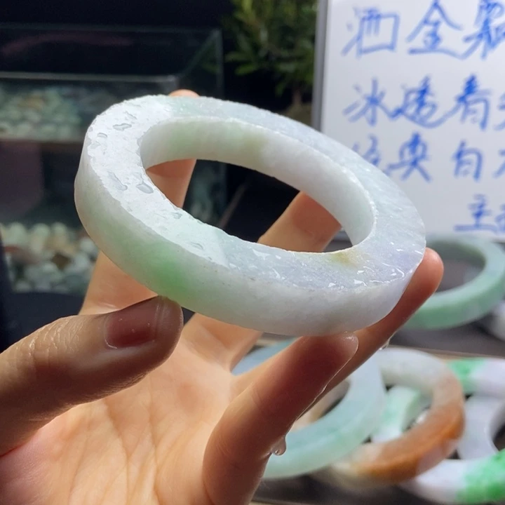 定制翡翠翡翠未镶嵌安*哇翡翠