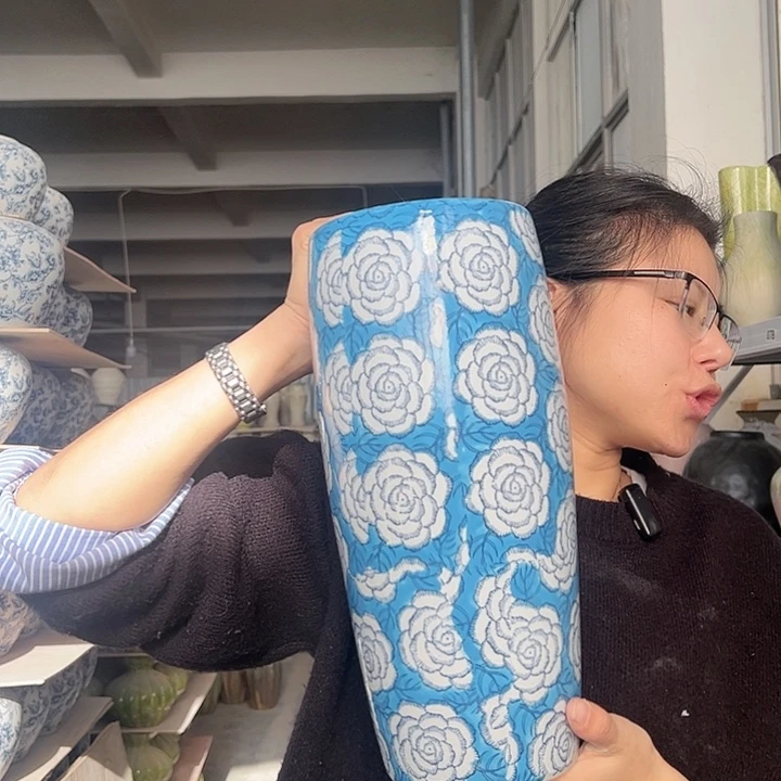 景德镇陶瓷花瓶工厂