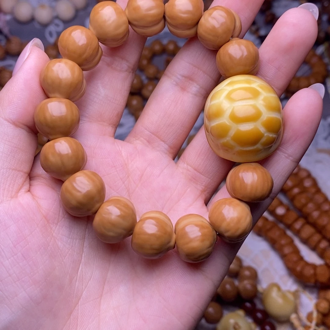 手串猴头核桃屁桃手串富甲