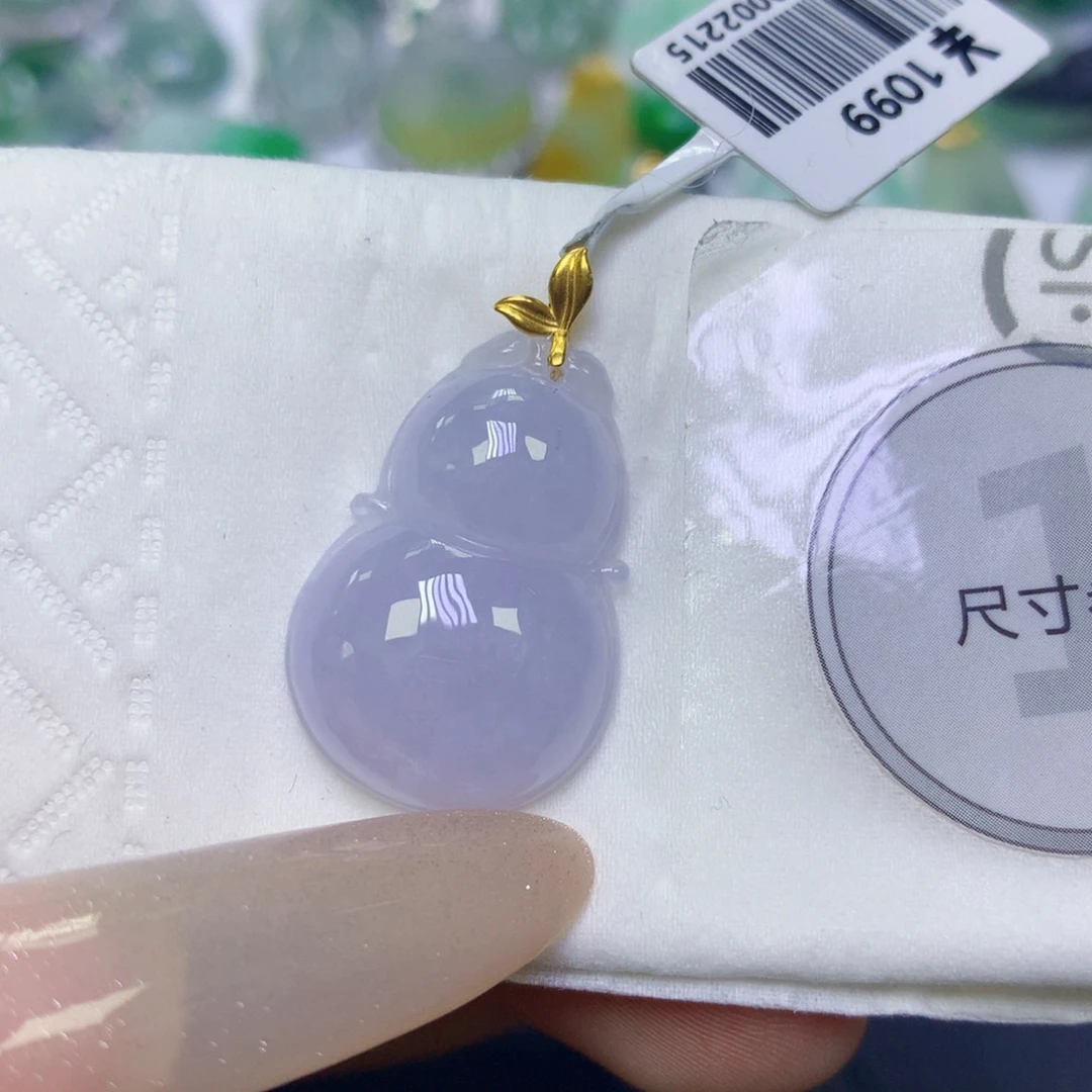 翡翠未镶嵌颈饰缅甸天然翡翠