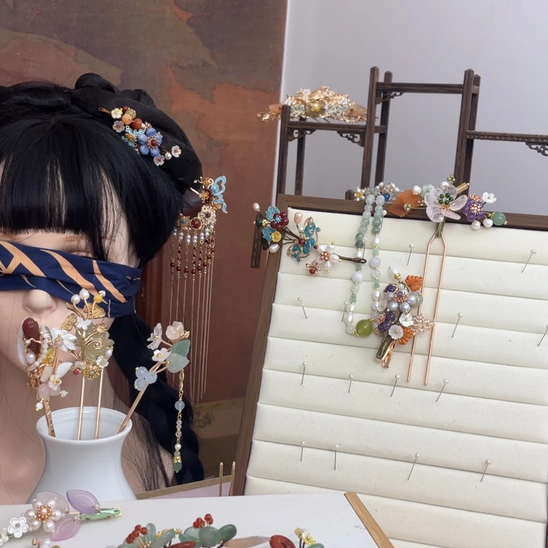 小***王醋酸铁合金红玛瑙发冠一支
