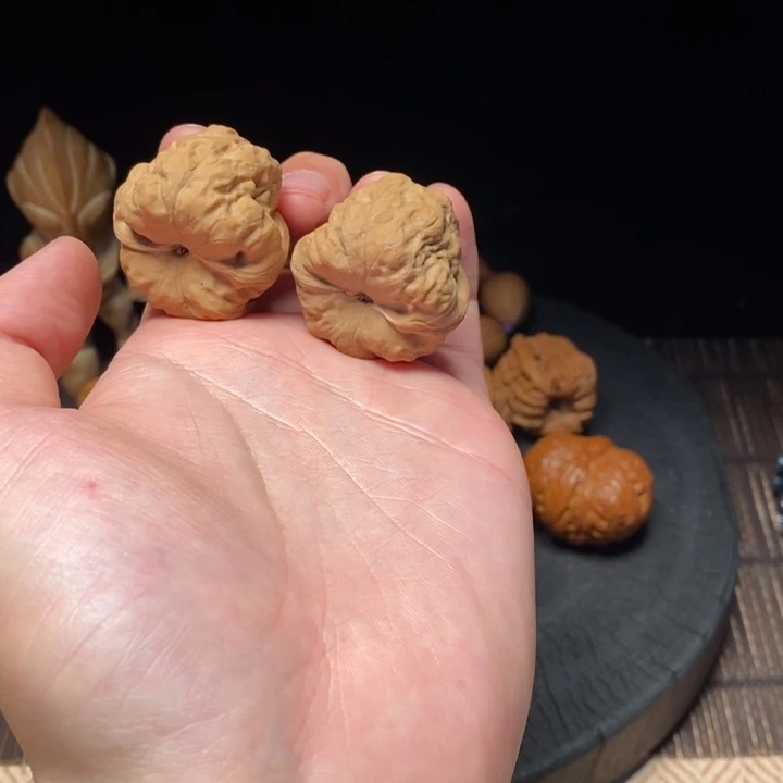 耐****核桃等经济林果地和维生素