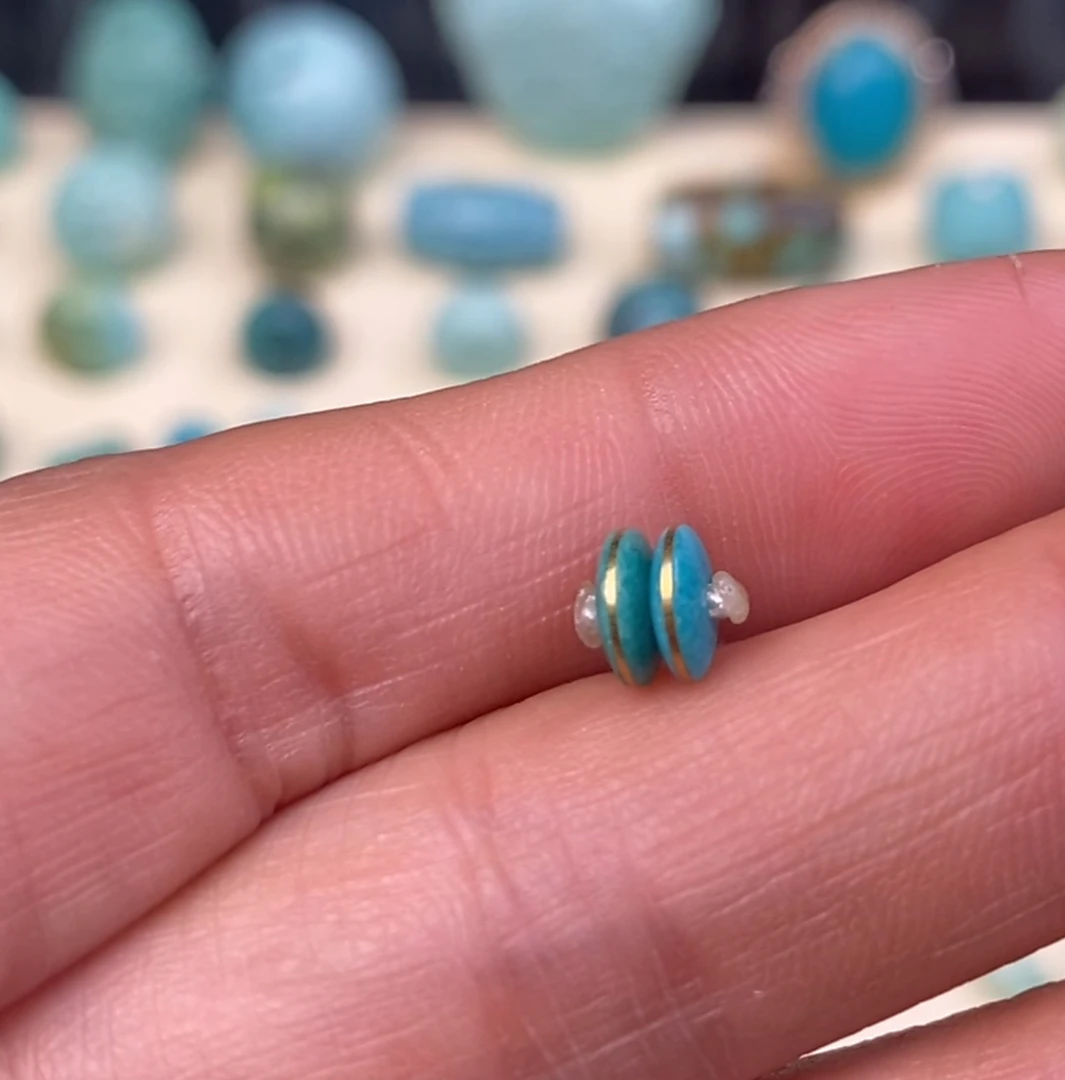 绿松石错金飞碟隔片