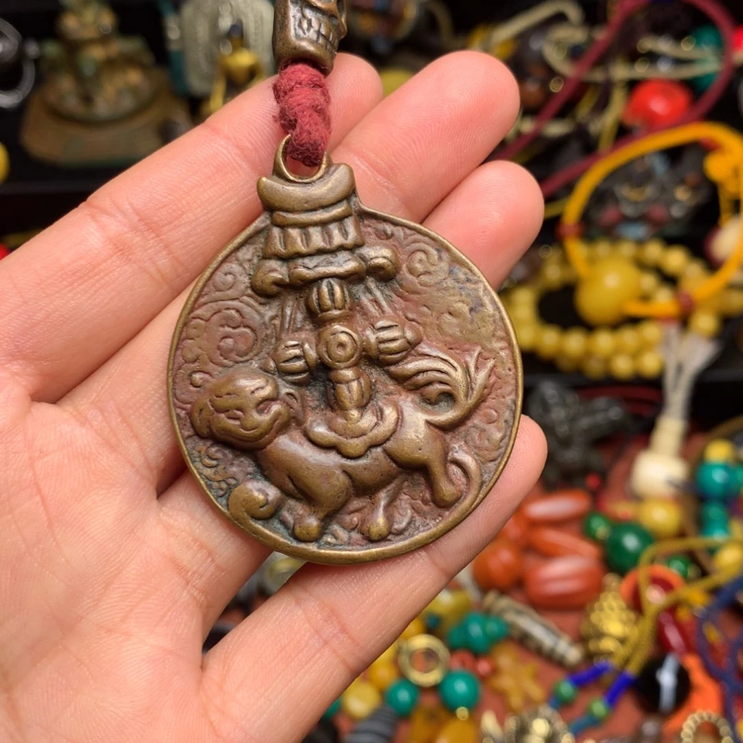 泥塑藏传文玩。小配饰。