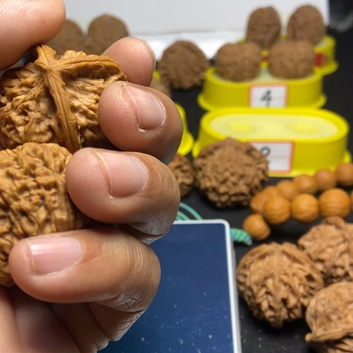 文玩核桃把件用****1三棱