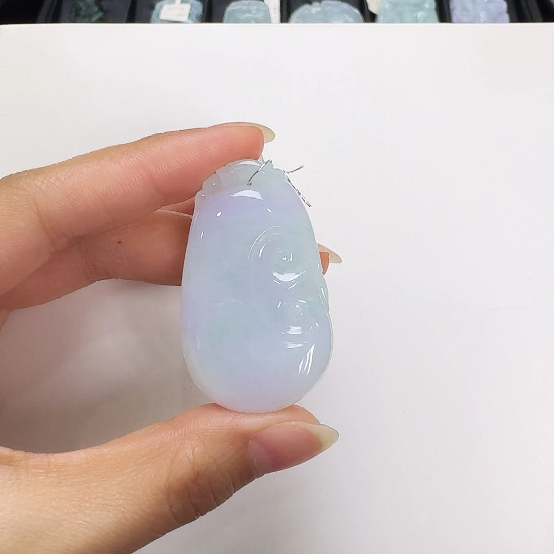 翡翠颈饰未镶嵌如意吊坠