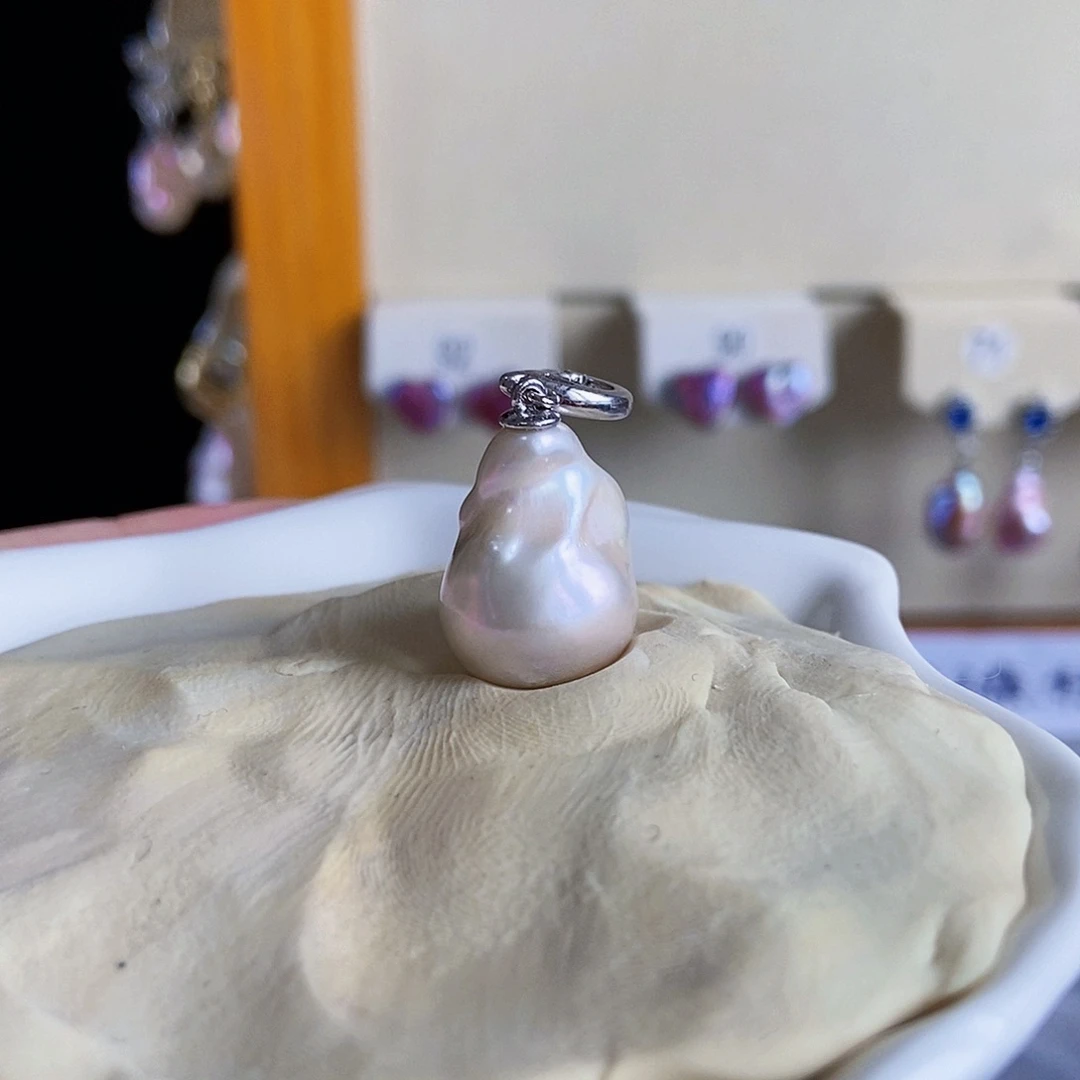淡水珍珠颈饰合金特价1649吊坠