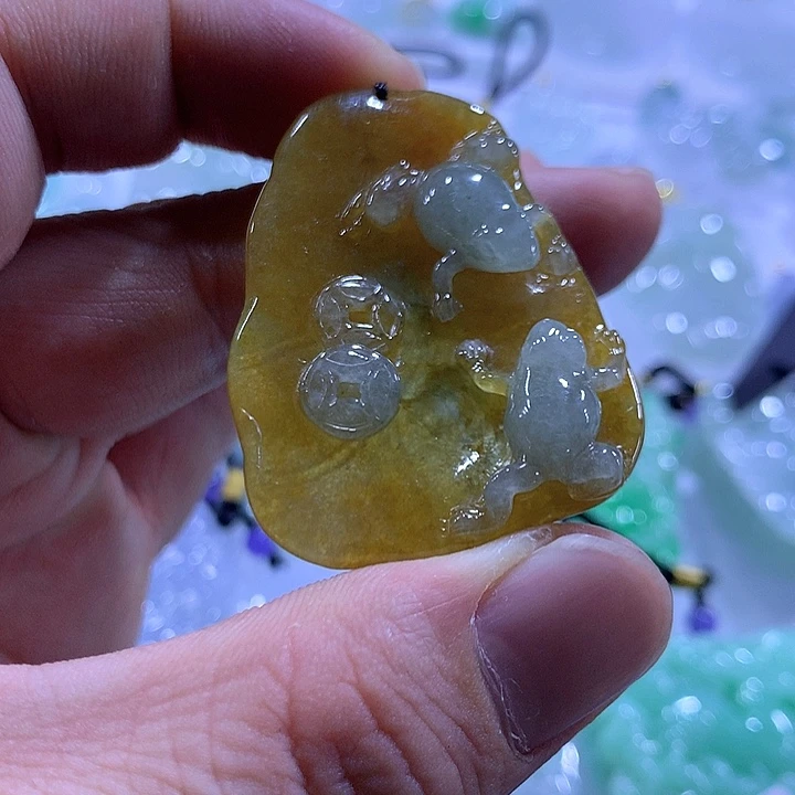 翡翠未镶嵌颈饰天然翡翠A货吊坠