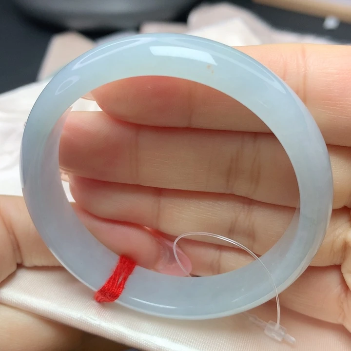 翡翠手镯未镶嵌54545555