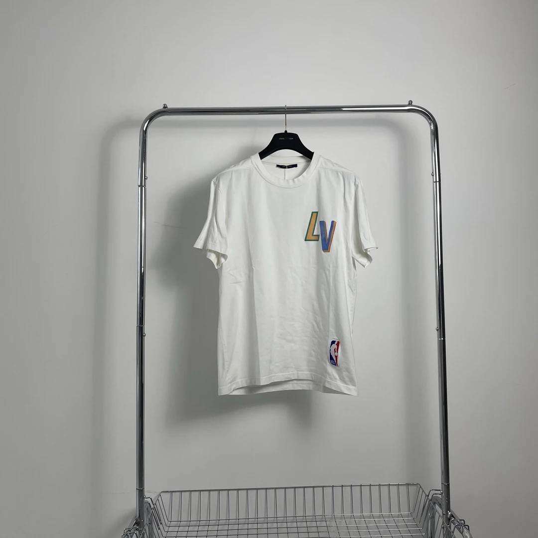 95新 LouisVuitton/路易威登 nba印花短袖 yy00568 尺码l