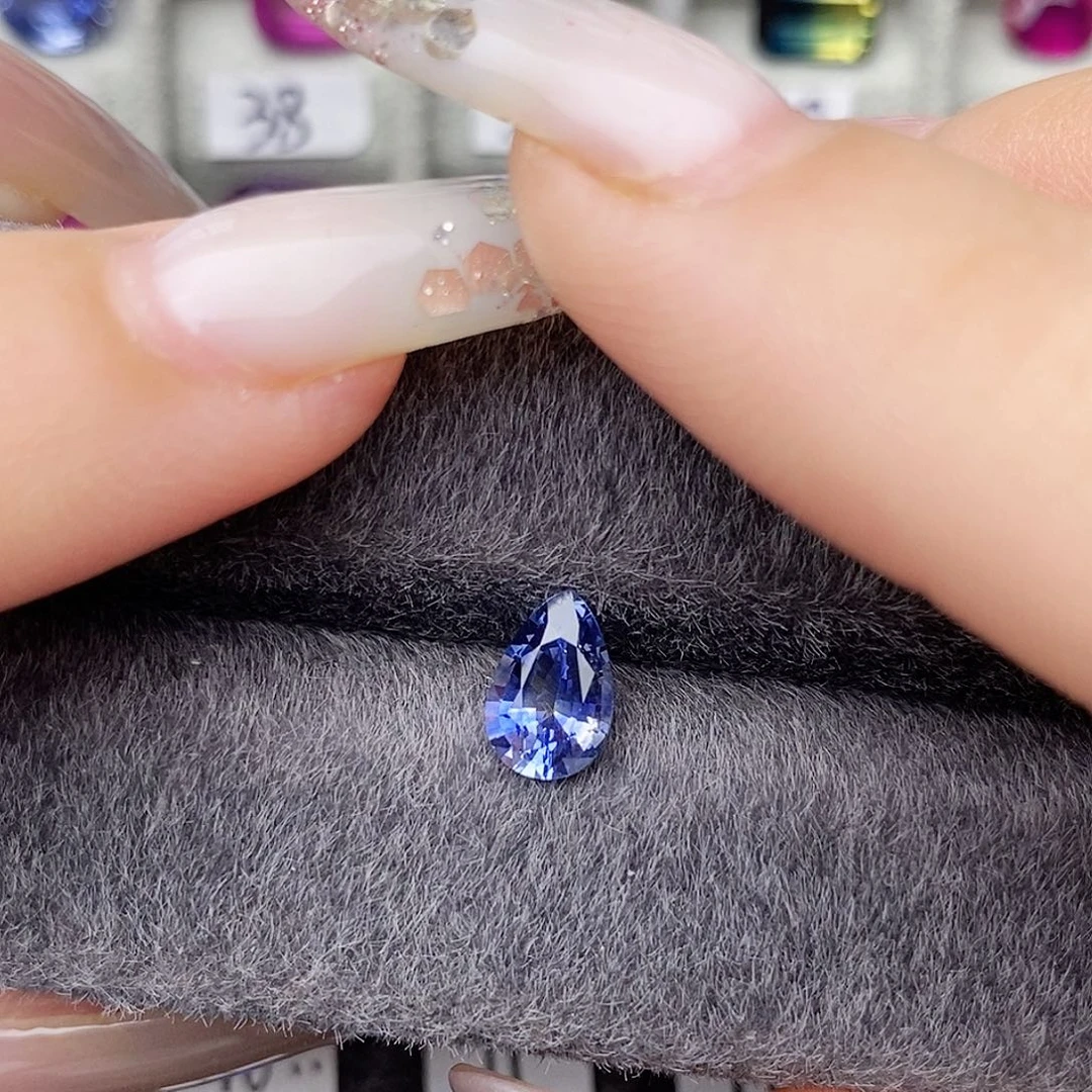 裸石蓝宝石CGRL证书矢车菊VB评级1.14ct/0426