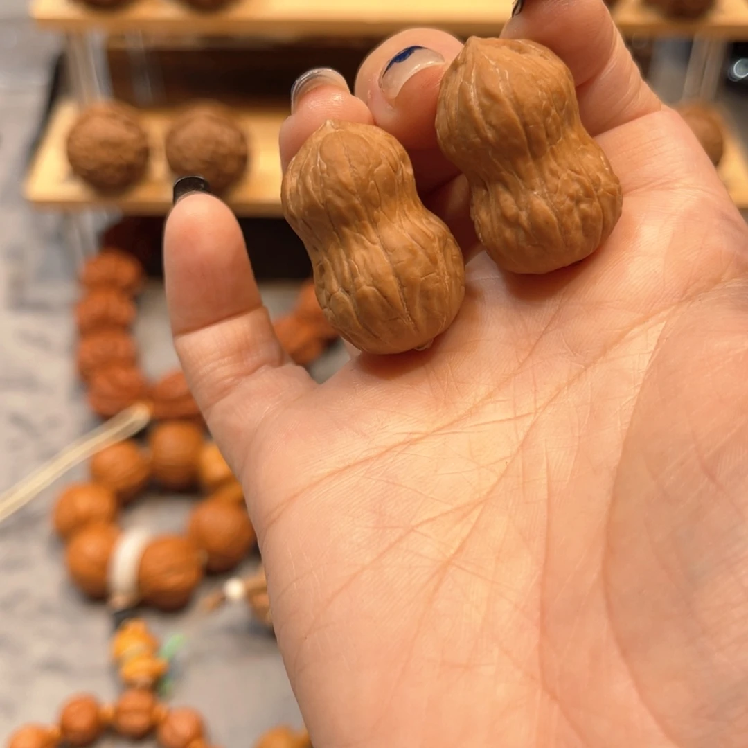 文玩核桃把件光头小花生