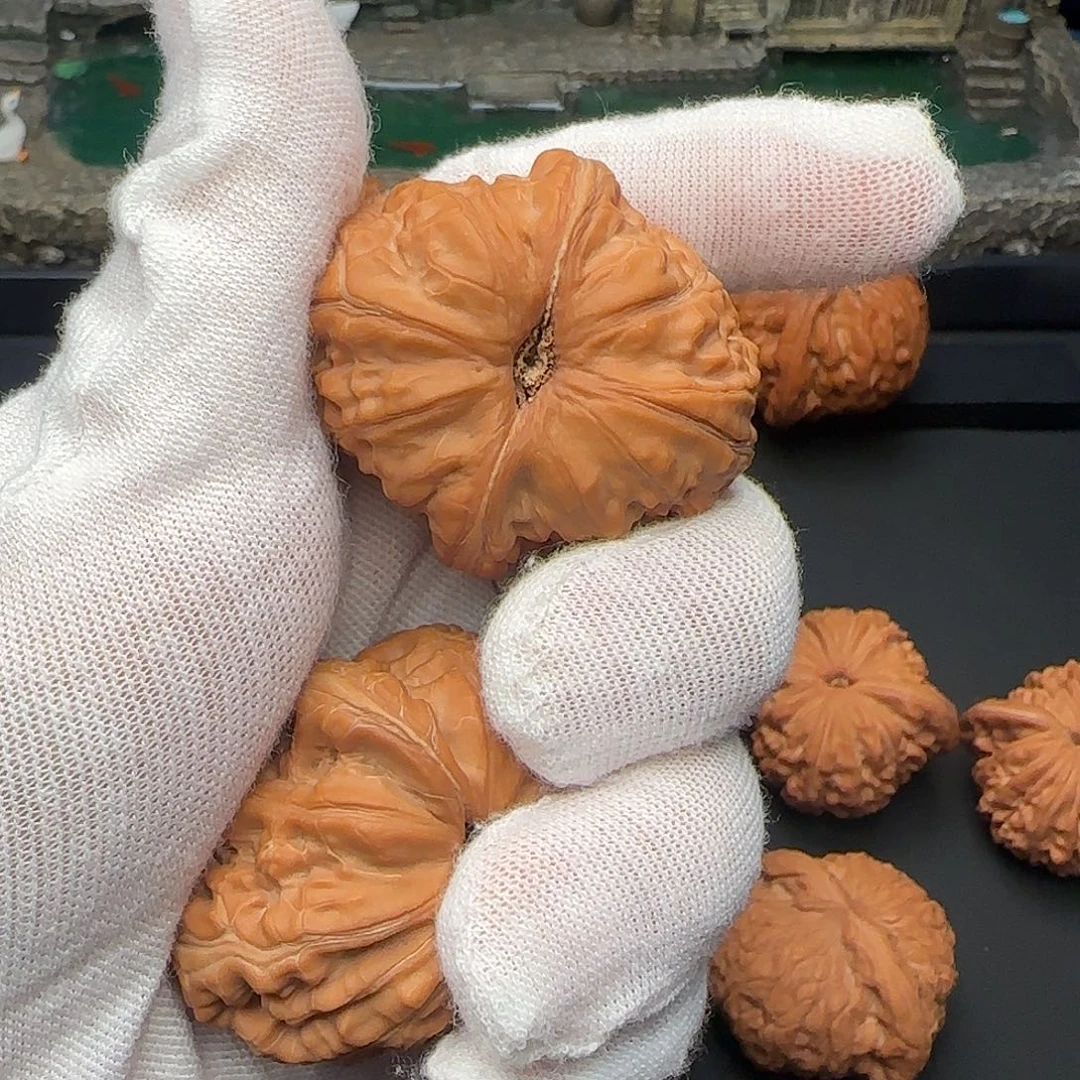 7***1桃核把件元宝2155