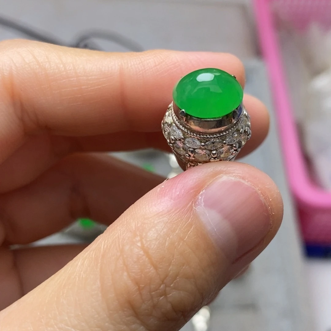 未镶嵌定制翡翠戒指