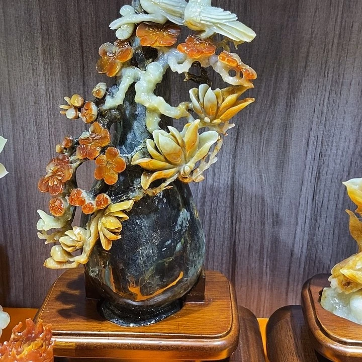 蛇纹石玉（覆膜）合金珠宝奇石