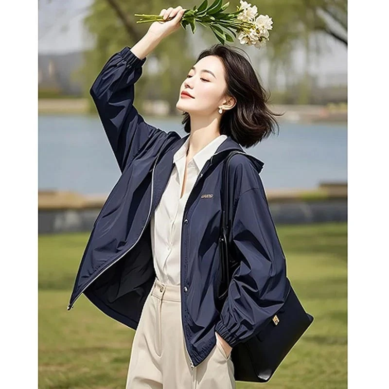 2025春秋韩式新款慵懒风藏蓝色设计感连帽夹克短外套女高级感上衣