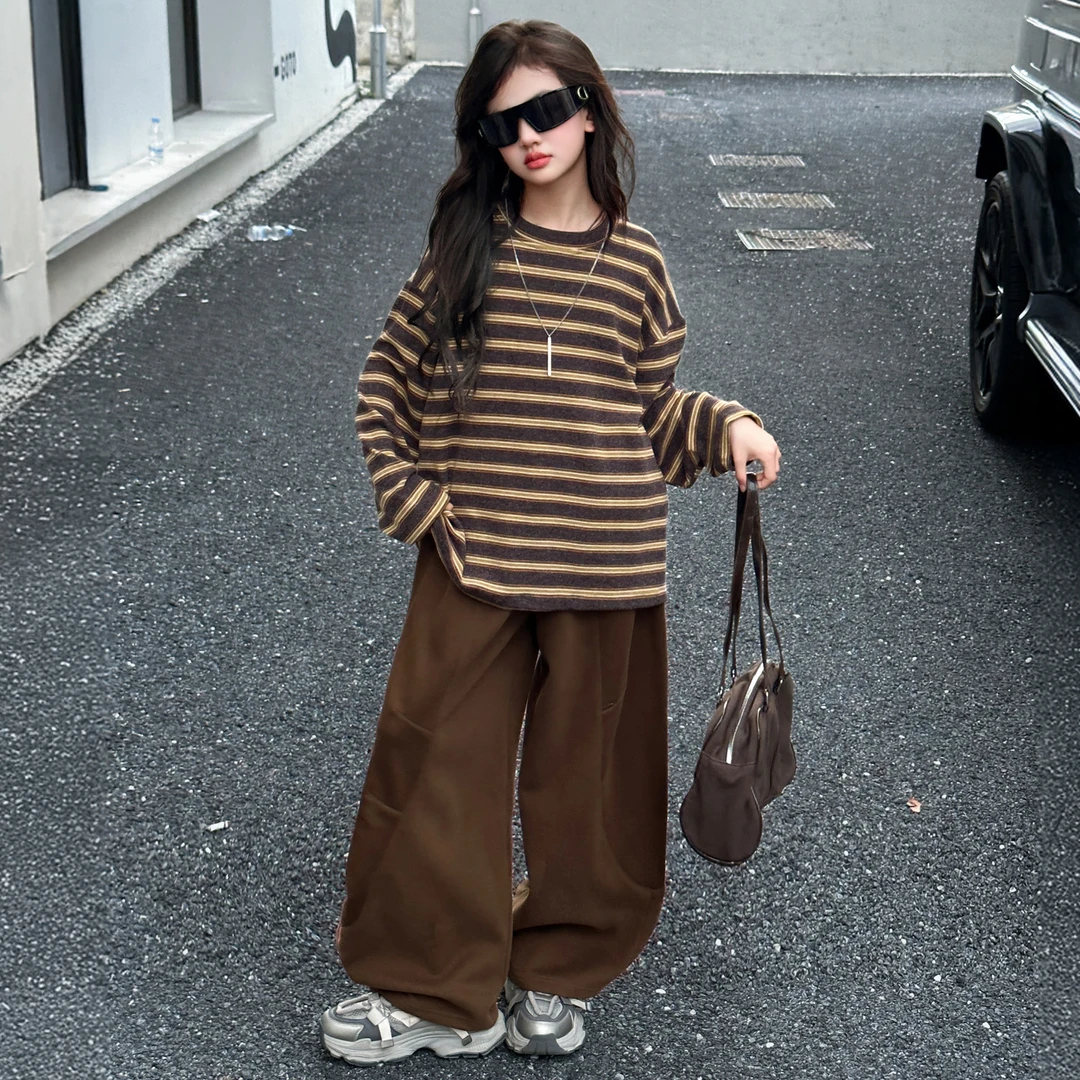女童套装加厚洋气百搭宽松套头卫衣阔腿弯刀裤两件套2025秋冬童装