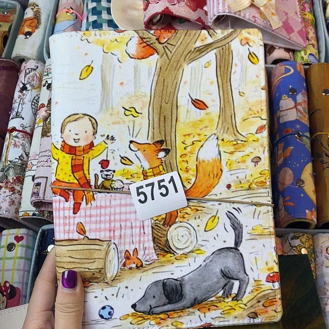 织绣A5活页不送纸5751