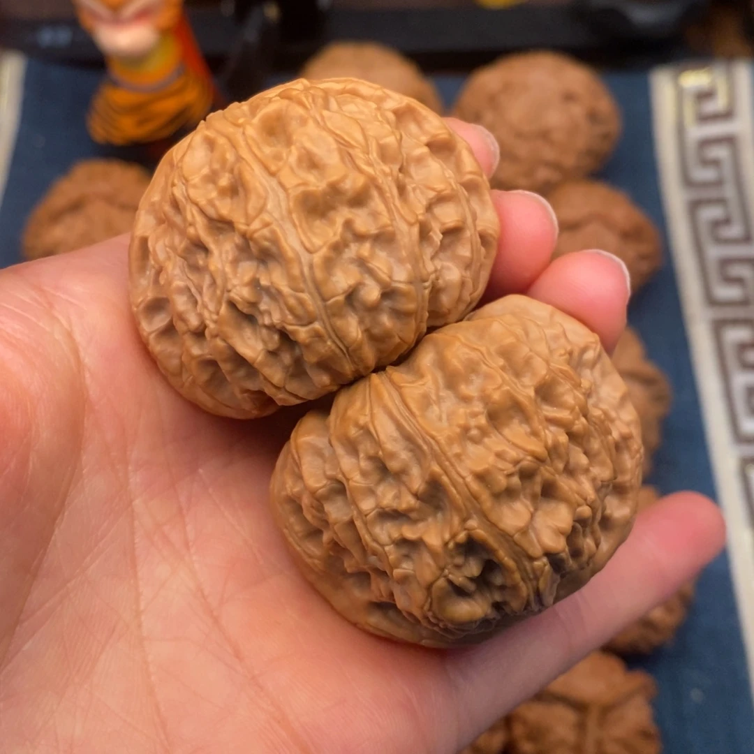 把件文玩核桃45大球白