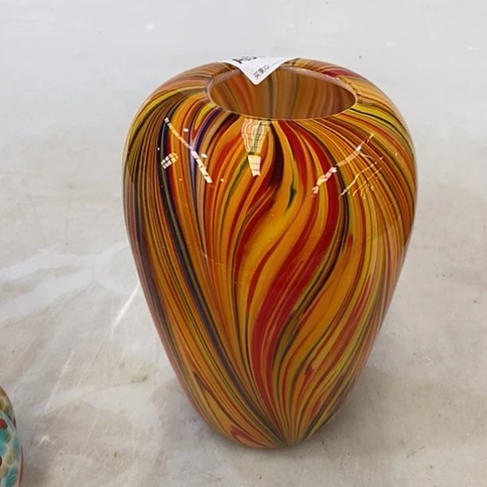 琉璃高度23厘米口径7彩虹花瓶