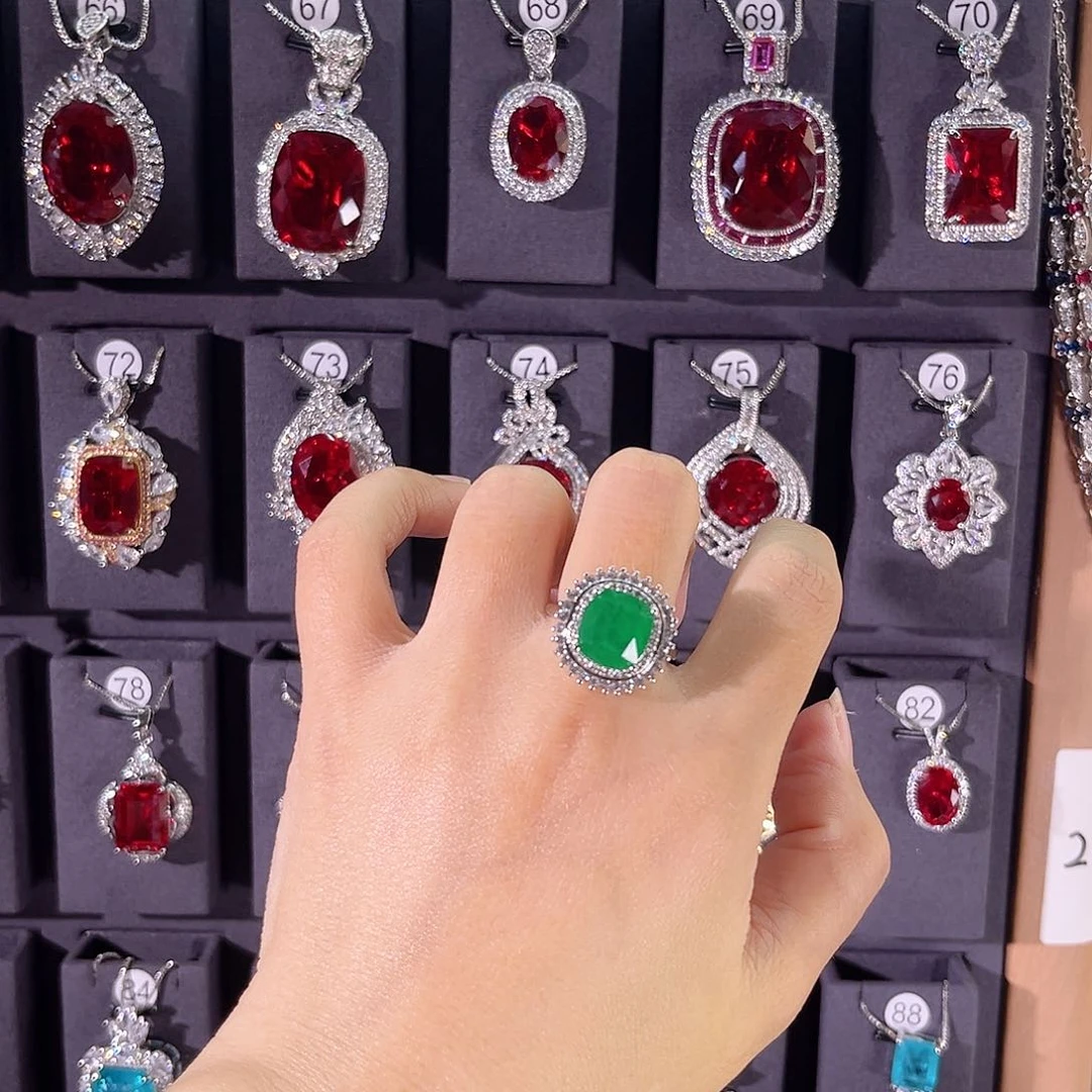 银S925镶嵌戒指祖母绿