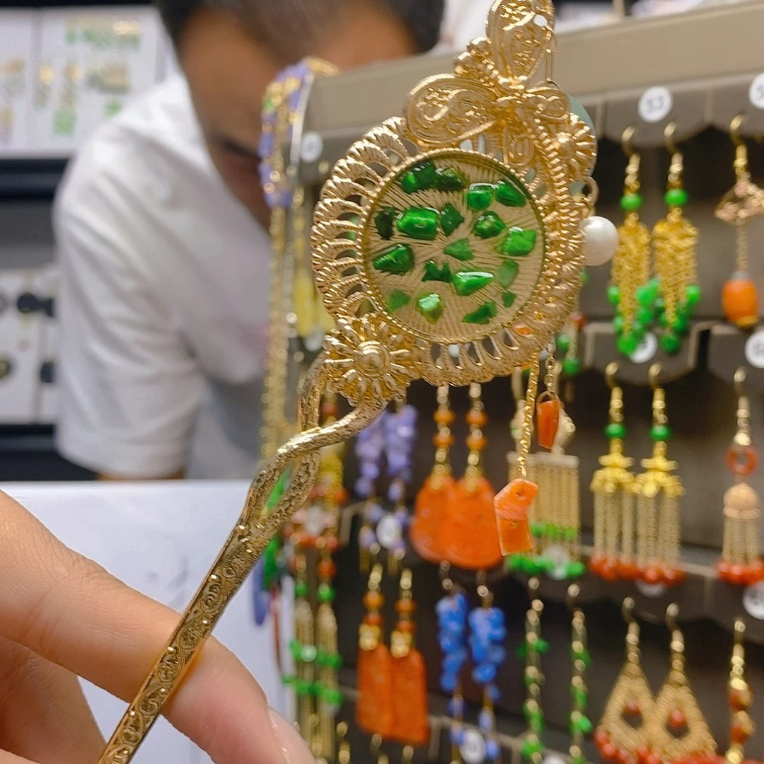 翡翠合金耳饰翡翠