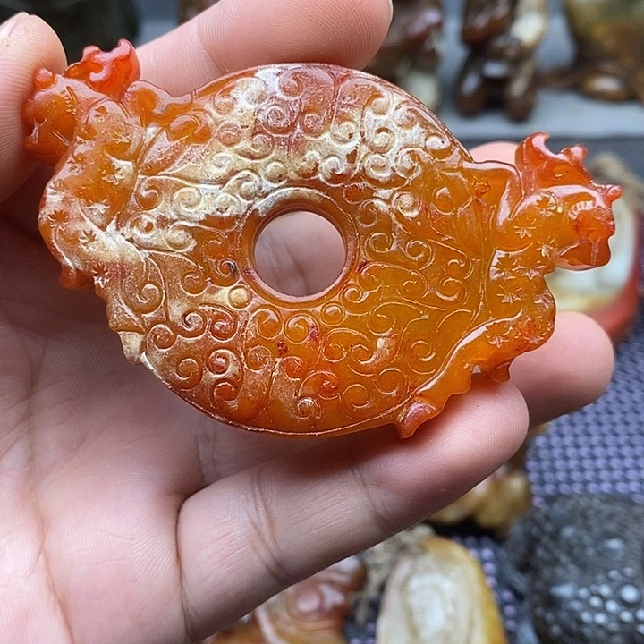 未镶嵌蛇纹石玉颈饰
