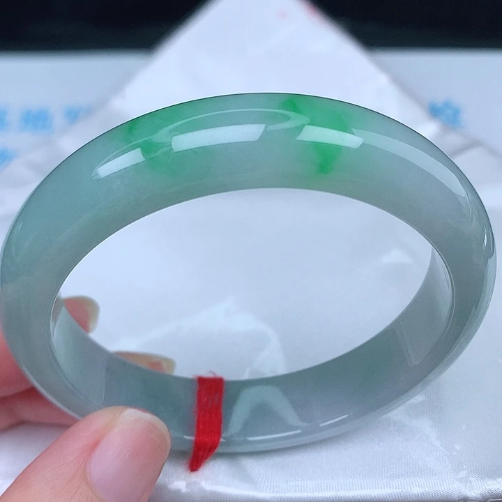 未镶嵌手镯翡翠天然