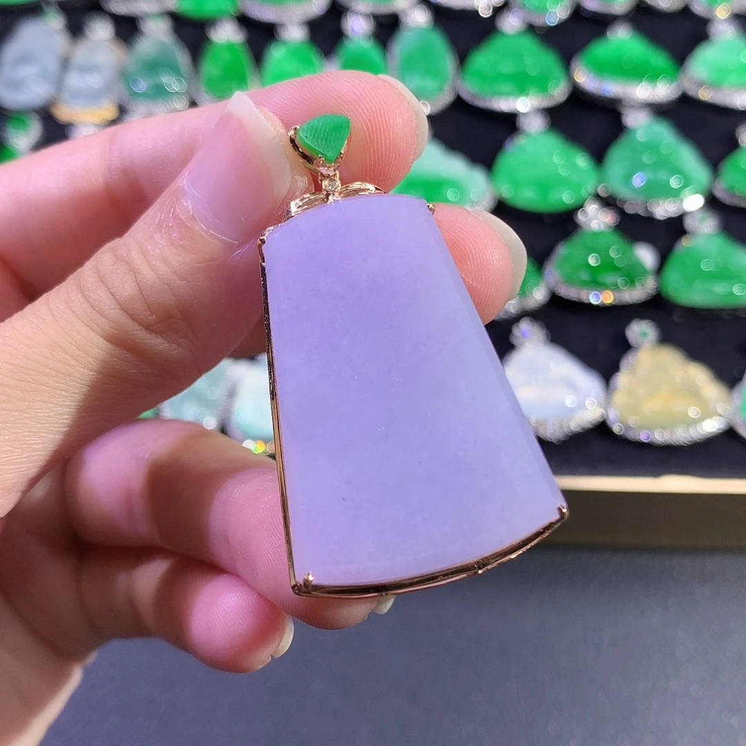 翡翠18K金镶嵌吊坠(赠链)