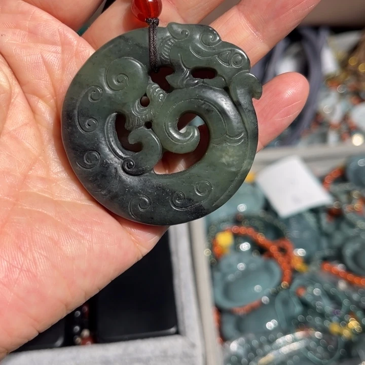 岫玉未镶嵌毛衣链