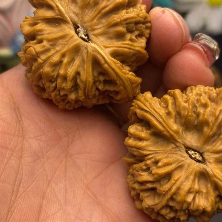 文玩核桃吊坠南疆石46