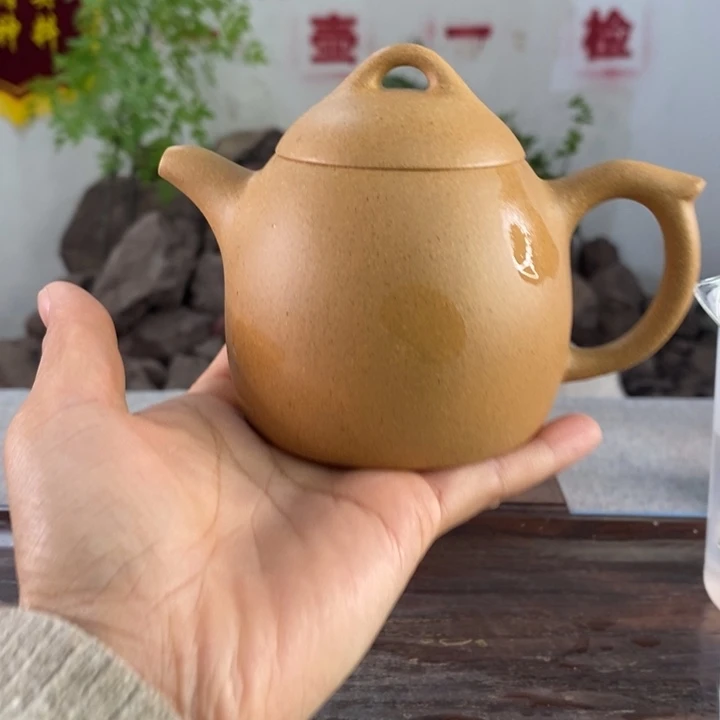 紫砂茶壶黄金段秦权220左右的容量半手制作