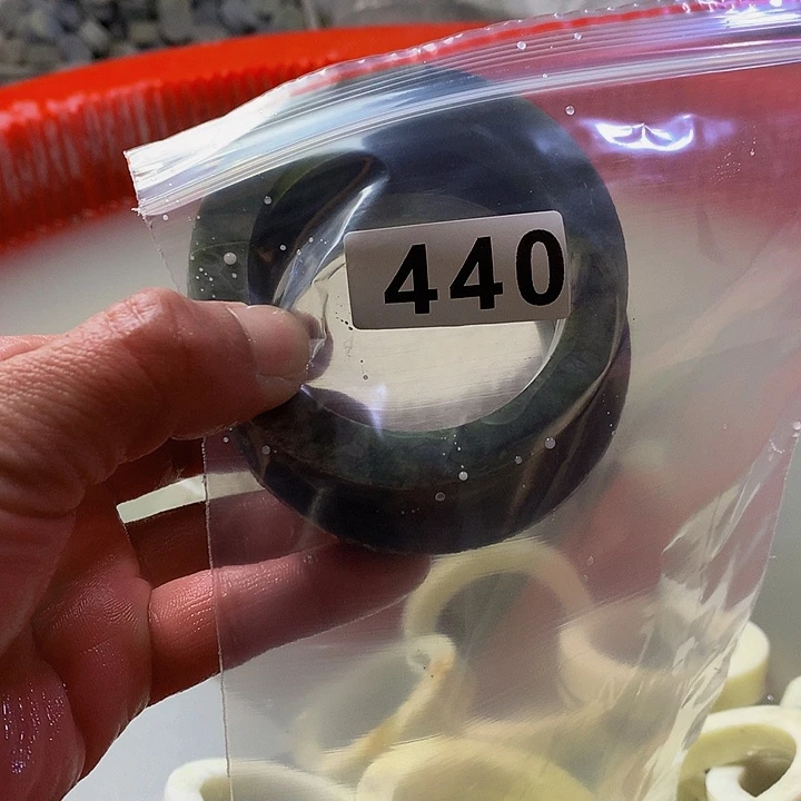 蛇纹石玉原未镶嵌